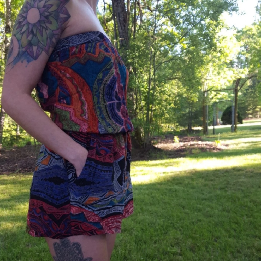 Colorful strapless romper